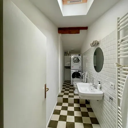Charming Loft On A Square 博洛尼亚