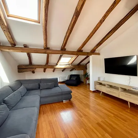 公寓 Charming Loft On A Square 博洛尼亚